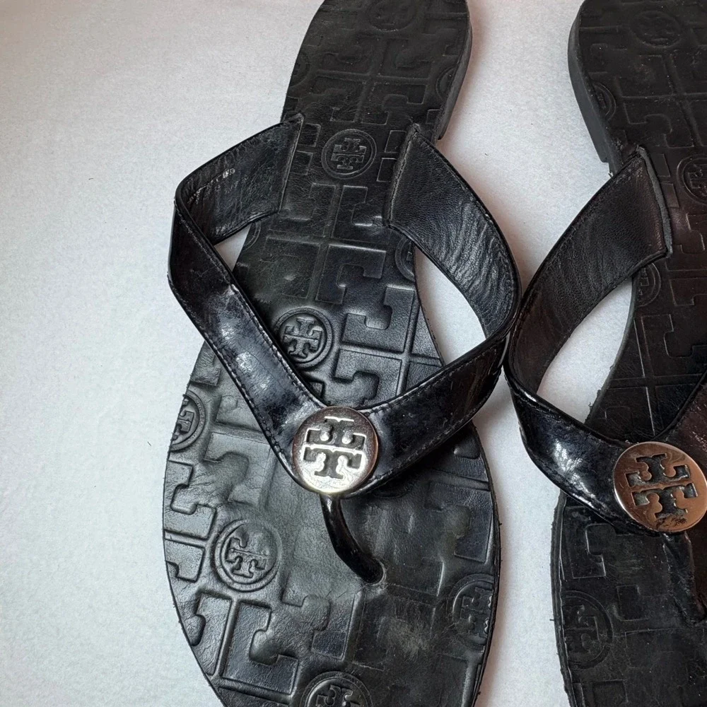 Tory Burch Miller Black Patent Leather Logo Thong Flip Flop Sandals Women 9M